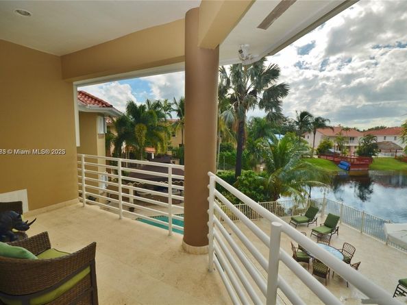 16232 NW 79th Ave, Miami Lakes FL 33016