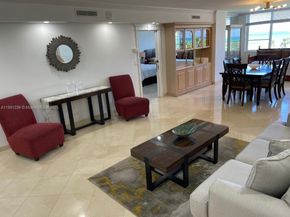 5005 Collins Ave 411, Miami Beach FL 33140