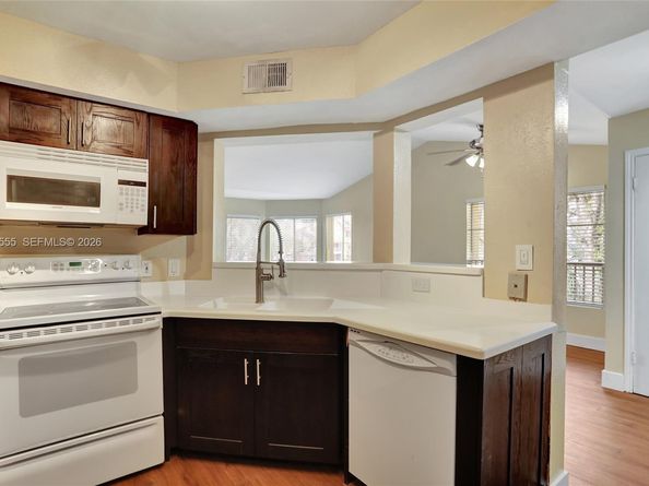 2485 NW 33rd St 1612, Oakland Park FL 33309