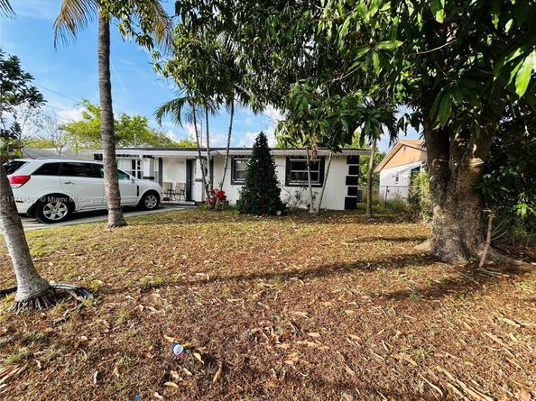 926 S 13th Ave S, Lake Worth FL 33460