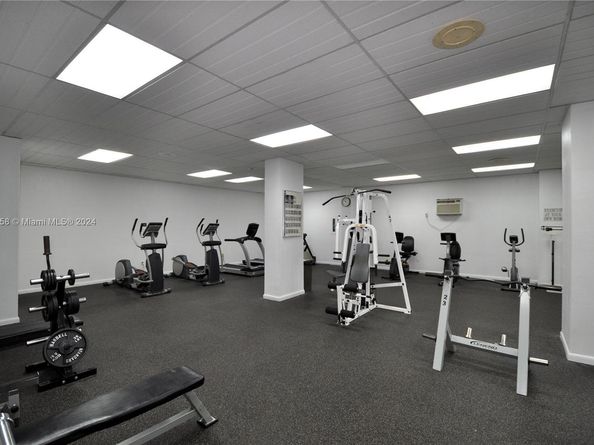 1865 S Ocean Dr 10F, Hallandale Beach FL 33009