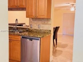 7148 Woodmont Ave, Tamarac FL 33321