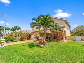 631 NW 205th Ave, Pembroke Pines FL 33029