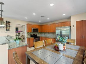 631 NW 205th Ave, Pembroke Pines FL 33029