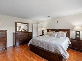 631 NW 205th Ave, Pembroke Pines FL 33029