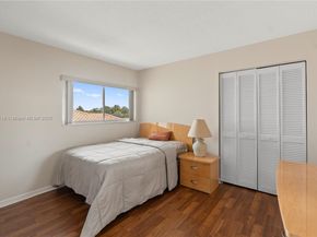 631 NW 205th Ave, Pembroke Pines FL 33029