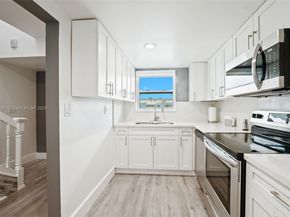9373 Fontainebleau Blvd K212, Miami FL 33172