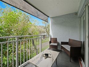 9373 Fontainebleau Blvd K212, Miami FL 33172