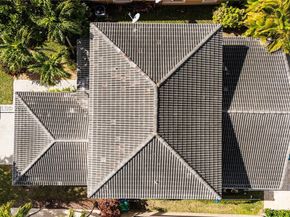 12209 NW 57th St, Coral Springs FL 33076