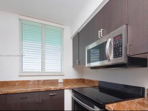 650 West Ave 2801, Miami Beach FL 33139