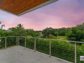 9101 SW 69th Ct, Pinecrest FL 33156