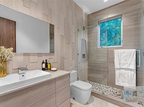 9101 SW 69th Ct, Pinecrest FL 33156