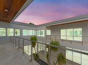 9101 SW 69th Ct, Pinecrest FL 33156