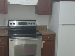 3610 NW 21st St 313, Lauderdale Lakes FL 33311
