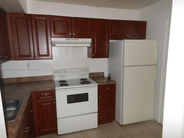 3610 NW 21st St 313, Lauderdale Lakes FL 33311