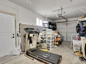 16922 SW 107th Pl, Miami FL 33157