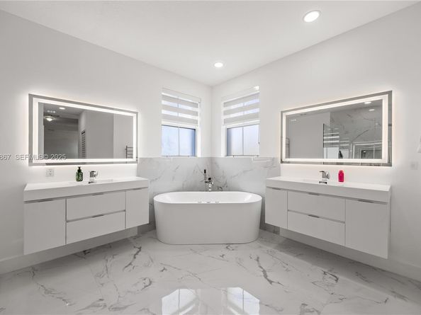 12235 SW 121st Ter, Miami FL 33186