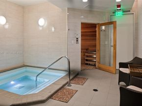 21050 Point Pl 2301, Aventura FL 33180