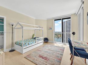 21050 Point Pl 2301, Aventura FL 33180