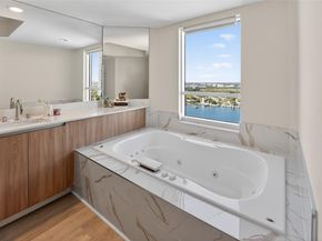 21050 Point Pl 2301, Aventura FL 33180