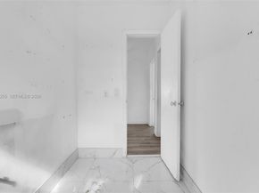 1360 NW 117th St, Miami FL 33167