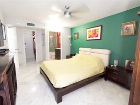 1623 Collins Ave PH1010, Miami Beach FL 33139