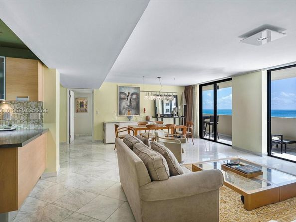 1623 Collins Ave PH1010, Miami Beach FL 33139