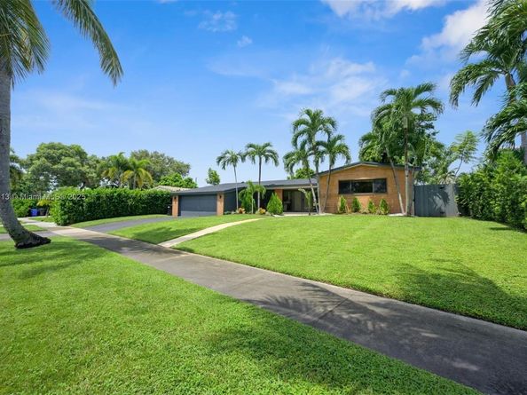 1951 NE 187th Dr, North Miami Beach FL 33179