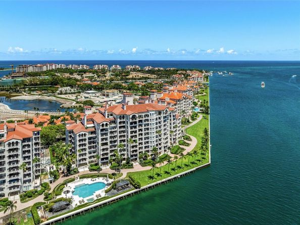 5233 Fisher Island Dr 5233, Miami Beach FL 33109