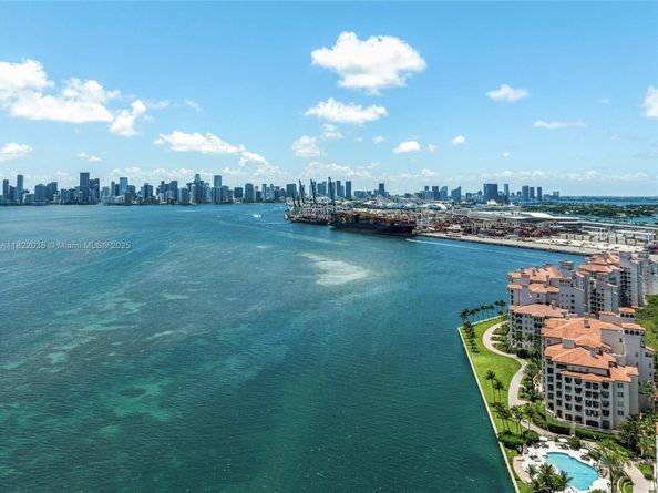 5233 Fisher Island Dr 5233, Miami Beach FL 33109