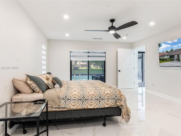 11396 NW 3rd Pl, Coral Springs FL 33071
