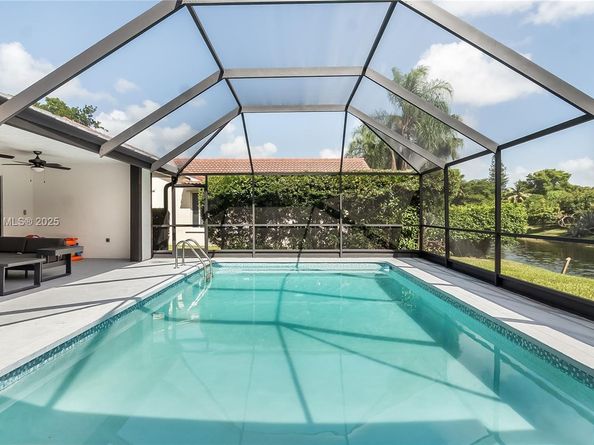 11396 NW 3rd Pl, Coral Springs FL 33071