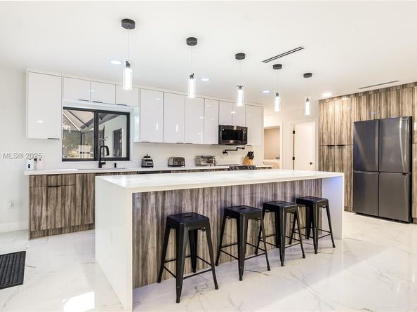 11396 NW 3rd Pl, Coral Springs FL 33071