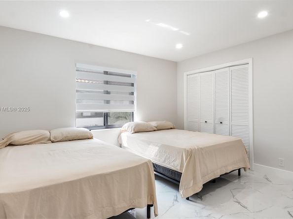 11396 NW 3rd Pl, Coral Springs FL 33071