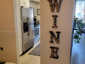 9411 SW 4th St 203, Miami FL 33174