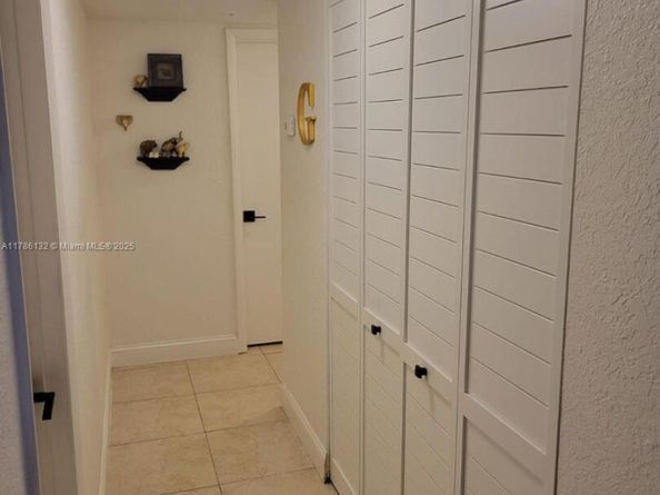 9411 SW 4th St 203, Miami FL 33174
