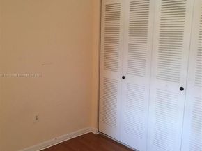 3582 NE 171st St 203, North Miami Beach FL 33160
