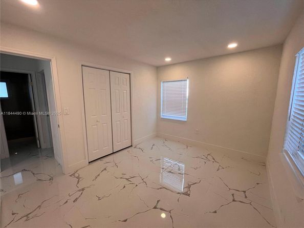 2481 NW 154th St, Miami Gardens FL 33054
