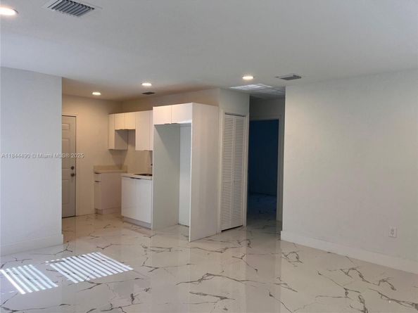 2481 NW 154th St, Miami Gardens FL 33054