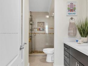7135 Collins Ave 1126, Miami Beach FL 33141