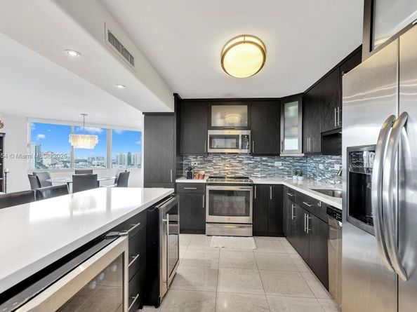 7135 Collins Ave 1126, Miami Beach FL 33141