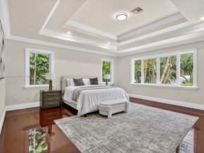 7975 SW 52nd Ct, Miami FL 33143