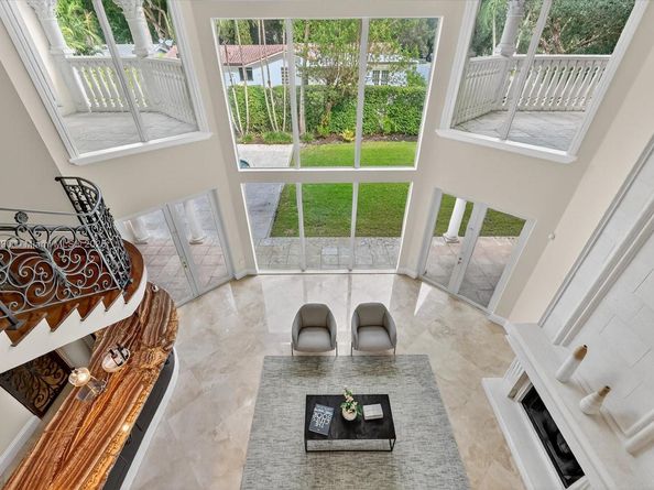 7975 SW 52nd Ct, Miami FL 33143
