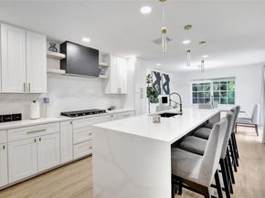 573 NW 135th Ter, Plantation FL 33325