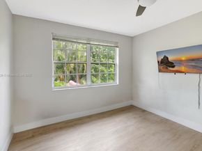 573 NW 135th Ter, Plantation FL 33325
