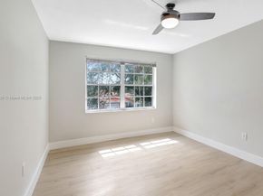 573 NW 135th Ter, Plantation FL 33325