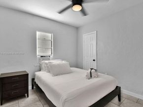585 NW 51st St, Miami FL 33127