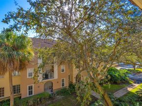 2457 Centergate Dr 306, Miramar FL 33025