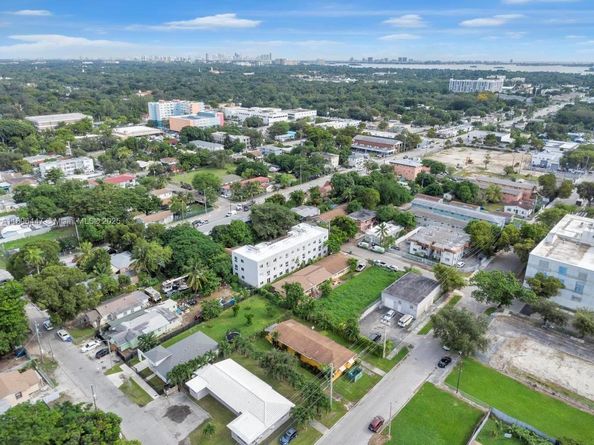47 NE 80th Ter, Miami FL 33138