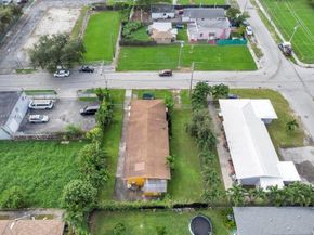 47 NE 80th Ter, Miami FL 33138